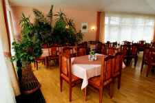 Hotel Zakopane góry Tatry noclegi restauracja konferencje wypoczynek w Polsce
